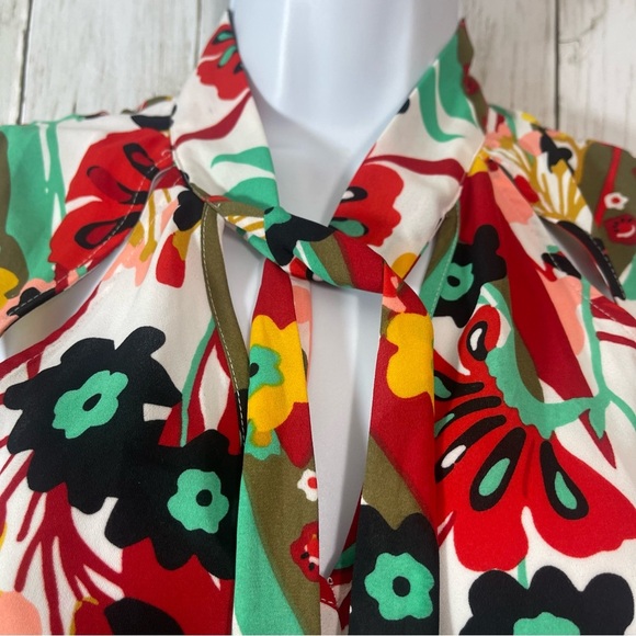New York & Company Tie at Neck Floral Sleeveless Blouse Small - Picture 2 of 11